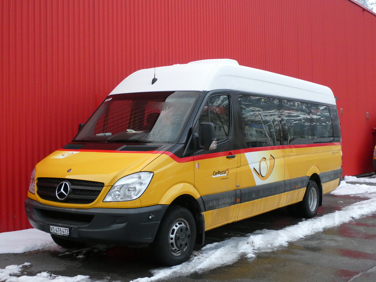 (231'189) - PostAuto Wallis - Nr. 41/VS 476'472 - Mercedes (ex TRD, Savise) am 12. Dezember 2021 in Saxon, Garage Visa