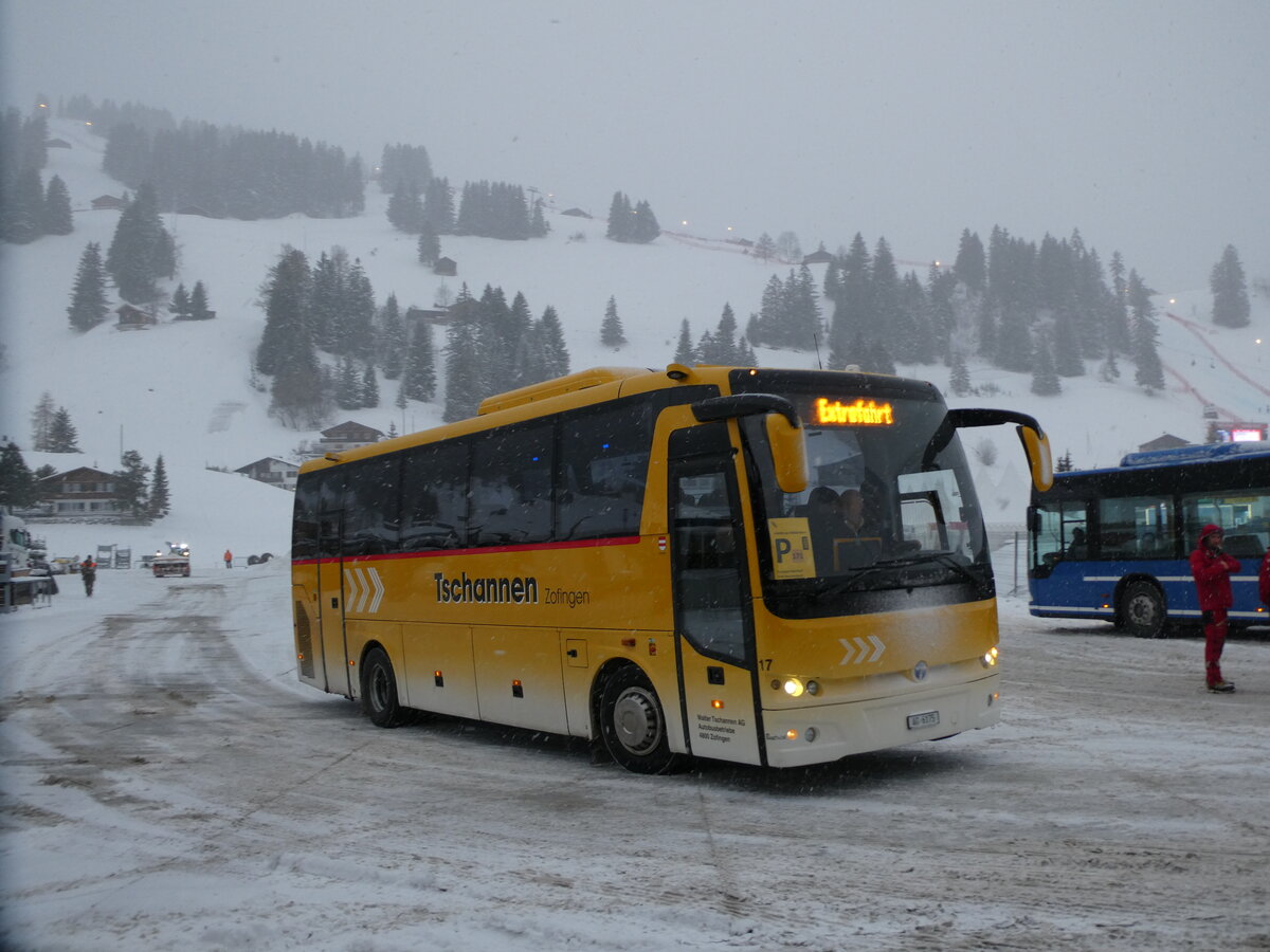 (231'803) - Tschannen, Zofingen - Nr. 17/AG 6175 - Temsa am 9. Januar 2022 in Adelboden, Weltcup