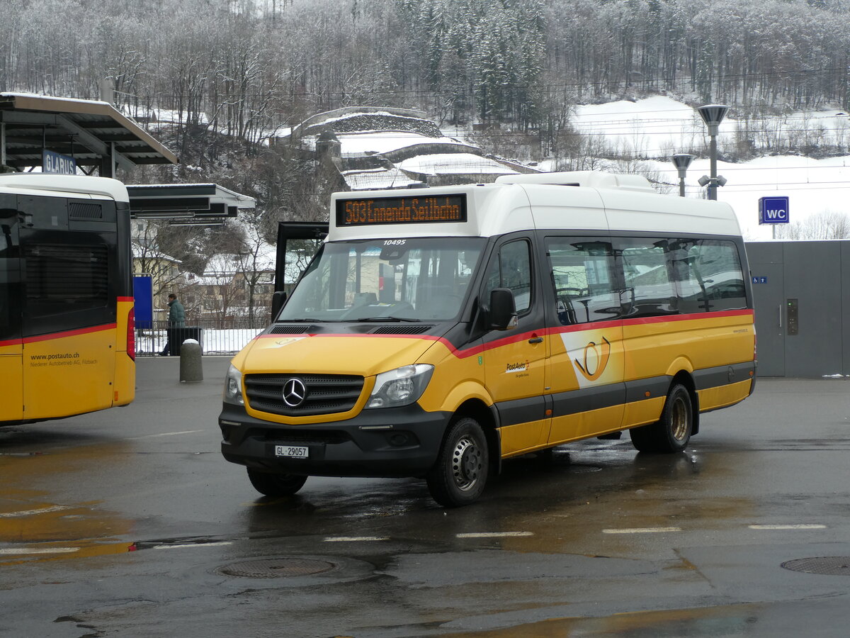 (231'987) - Niederer, Filzbach - Nr. 30/GL 29'057 - Mercedes (ex PostAuto Ostschweiz) am 10. Januar 2022 beim Bahnhof Glarus