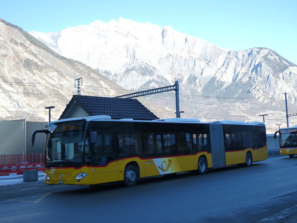 (232'071) - Buchard, Leytron - VS 223'348 - Mercedes am 18. Januar 2022 beim Bahnhof Riddes