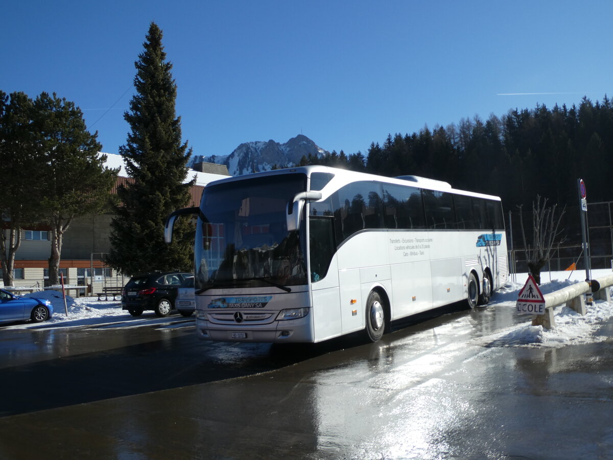 (232'278) - Montandon, Rolle - Nr. 4/VD 1232 - Mercedes am 22. Januar 2022 in Leysin, Centre sportif