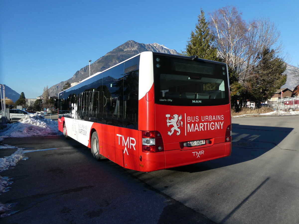 (232'381) - TMR Martigny - Nr. 154/VS 1454 - MAN am 23. Januar 2022 in Martigny, Garage