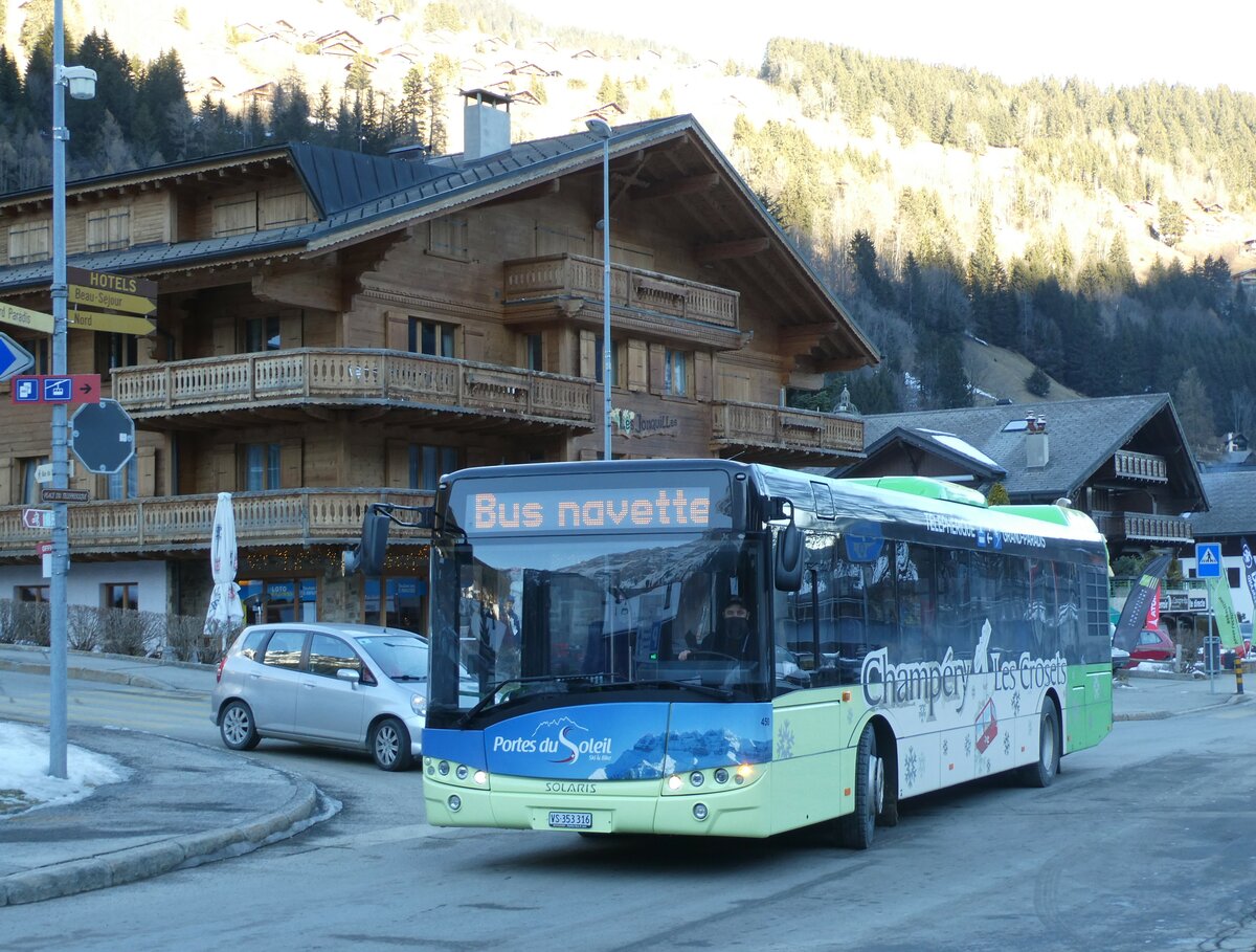 (232'445) - TPC Aigle - Nr. 450/VS 353'316 - Solaris (ex Nr. 17) am 29. Januar 2022 beim Bahnhof Champry