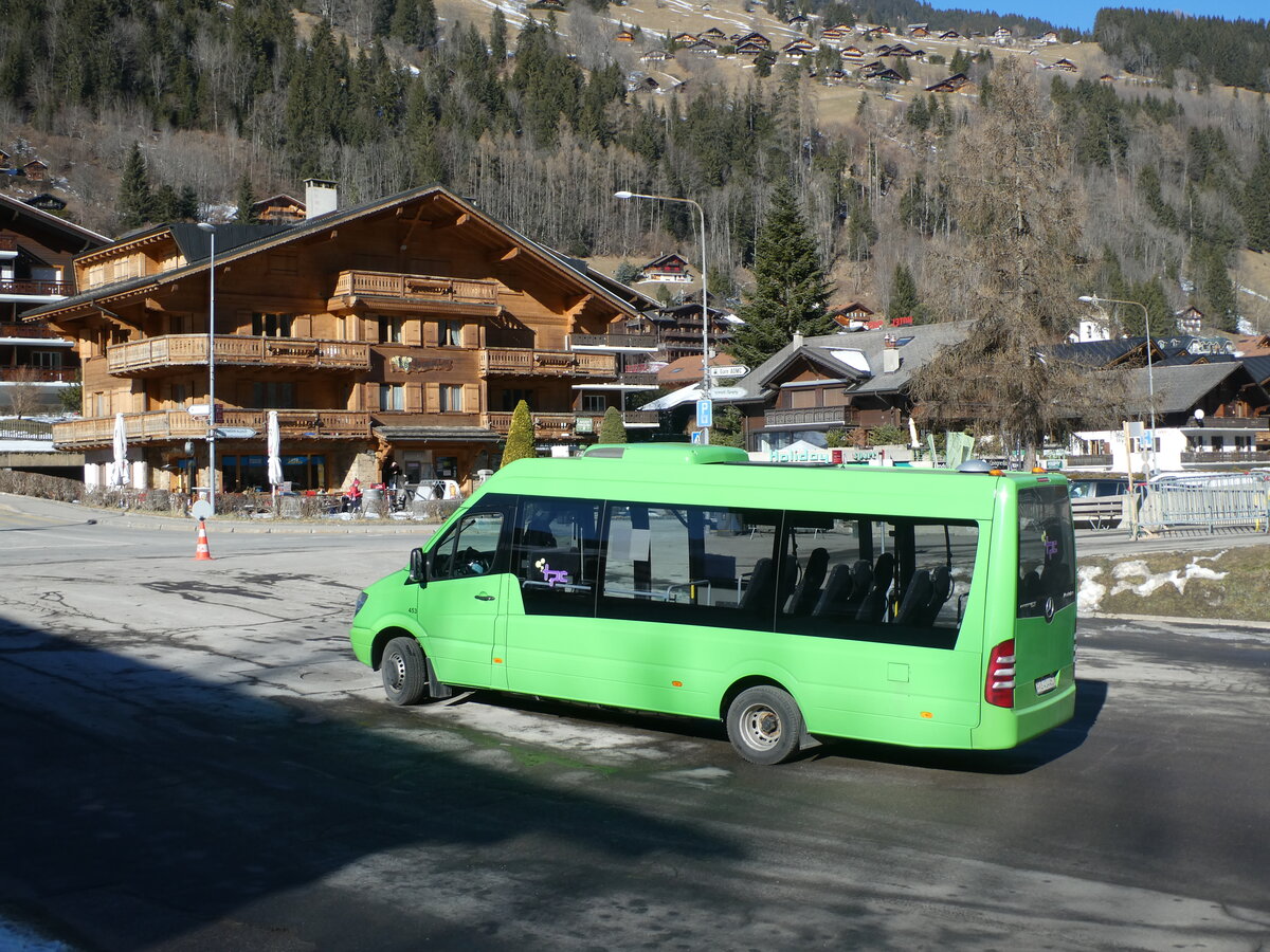 (232'468) - TPC Aigle - Nr. 453/VS 414'462 - Mercedes am 29. Januar 2022 beim Bahnhof Champry