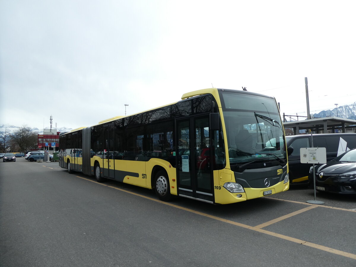 (232'948) - STI Thun - Nr. 169/BE 752'169 - Mercedes am 14. Februar 2022 in Thun, CarTerminal