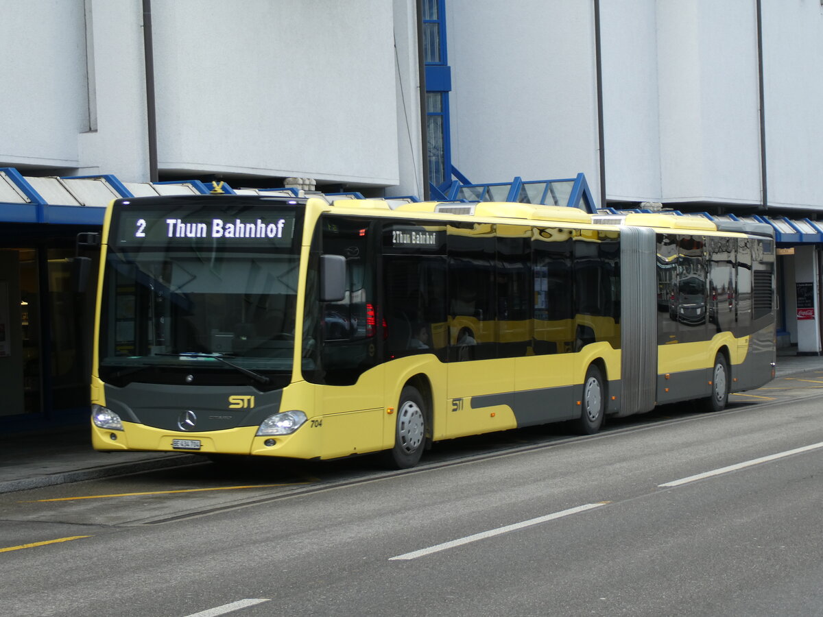 (233'078) - STI Thun - Nr. 704/BE 434'704 - Mercedes am 22. Februar 2022 in Thun, Postbrcke