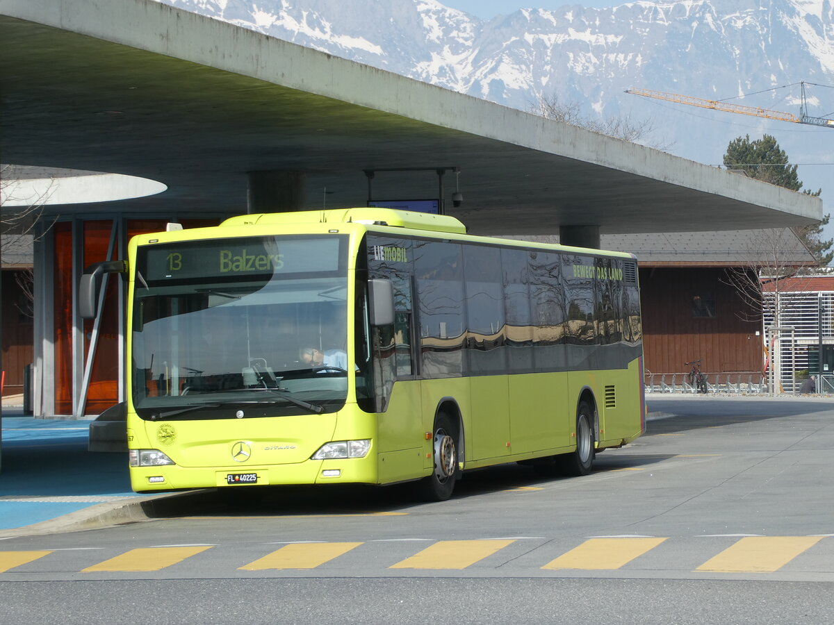 (233'536) - BOs PS anstalt, Vaduz - Nr. 567/FL 40'225 - Mercedes (ex PLA Vaduz Nr. 17) am 8. Mrz 2022 beim Bahnhof Schaan