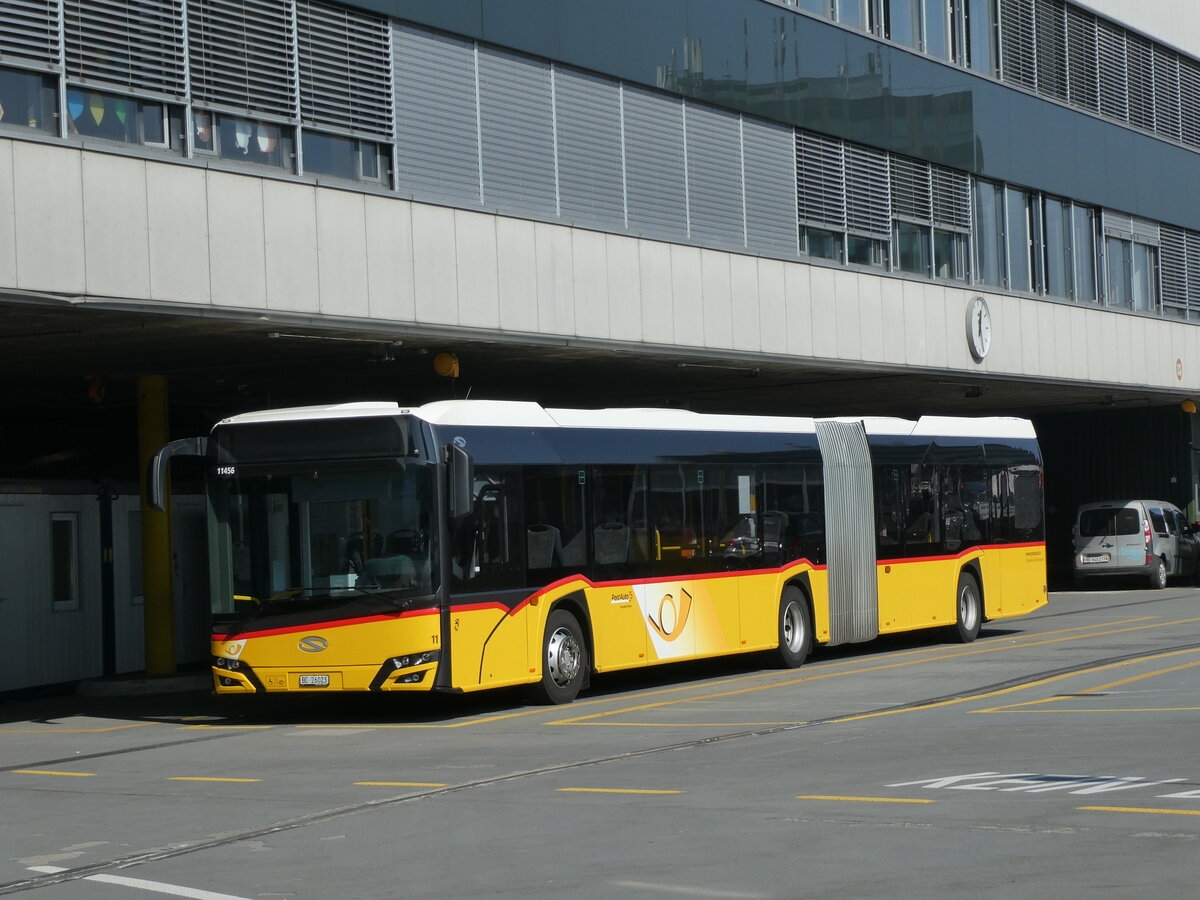 (233'588) - Steiner, Ortschwaben - Nr. 11/BE 26'023 - Solaris am 9. Mrz 2022 in Bern, Postautostation