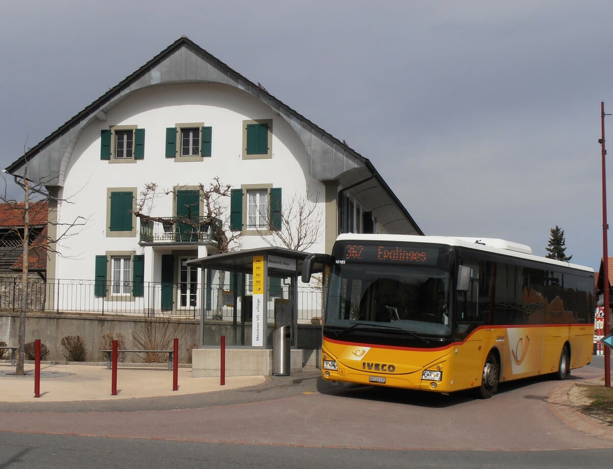 (233'924) - CarPostal Ouest - VD 510'315 - Iveco am 13. Mrz 2022 in Mzires, Village