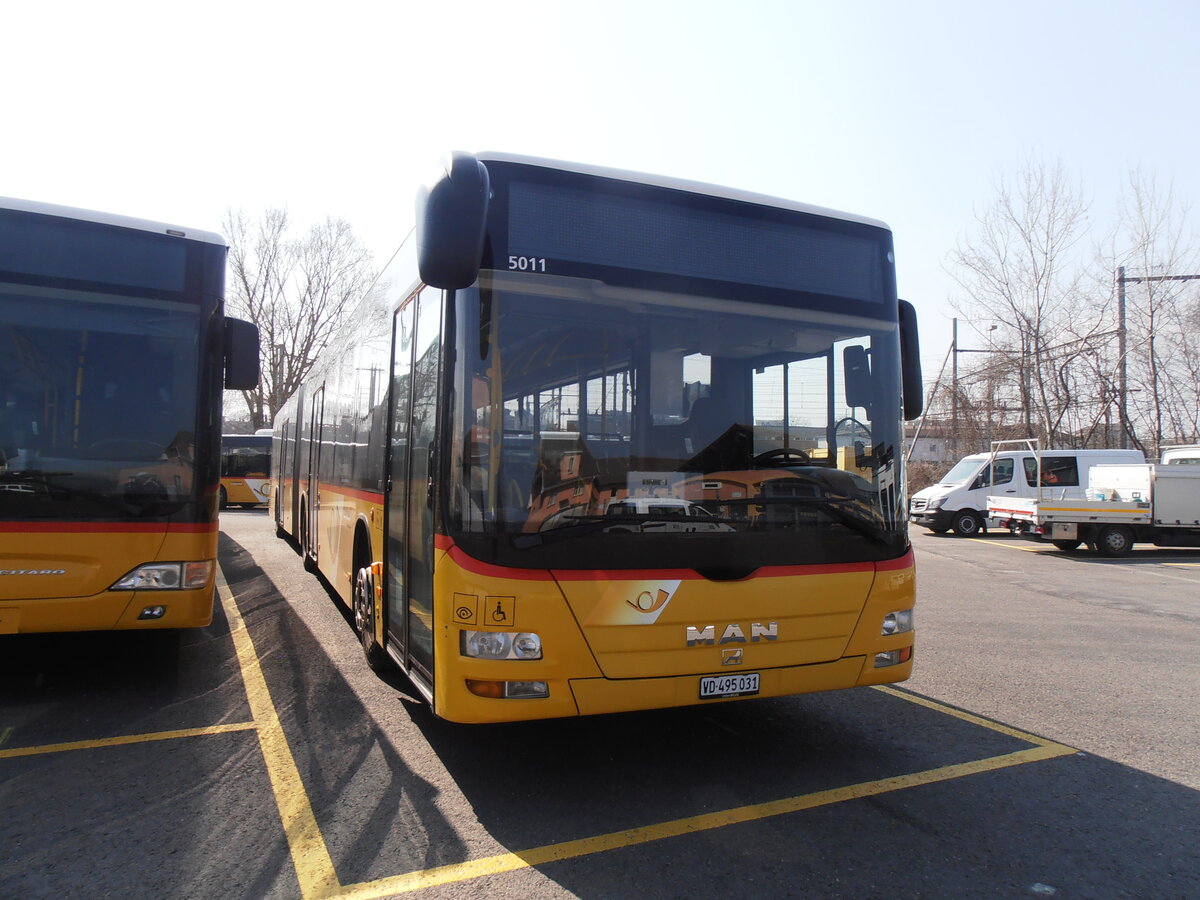 (234'019) - CarPostal Ouest - VD 495'031 - MAN am 20. Mrz 2022 in Yverdon, Garage