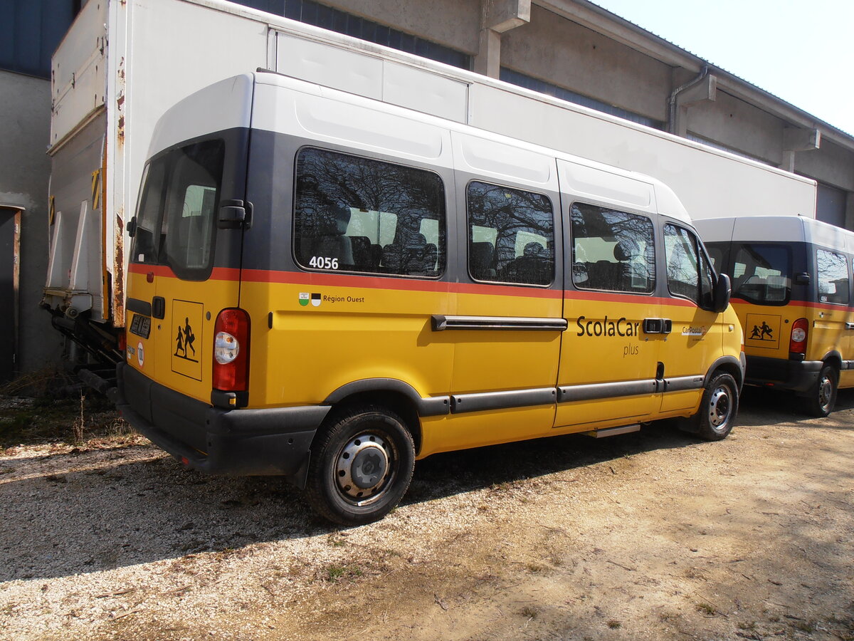 (234'048) - CarPostal Ouest - PID 4056 - Renault am 20. Mrz 2022 in Yverdon, Garage 3