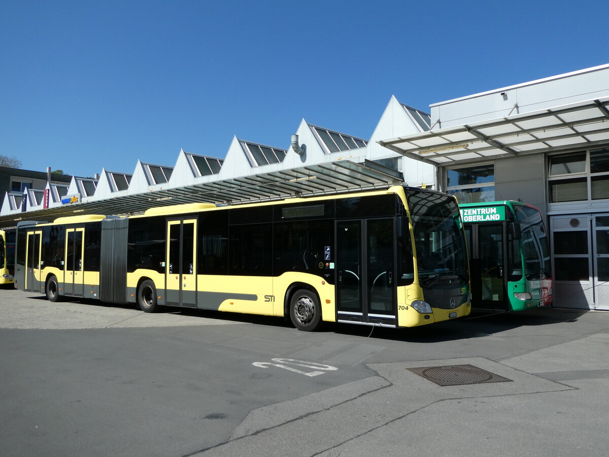 (234'667) - STI Thun - Nr. 704/BE 434'704 - Mercedes am 17. April 2022 in Thun, Garage