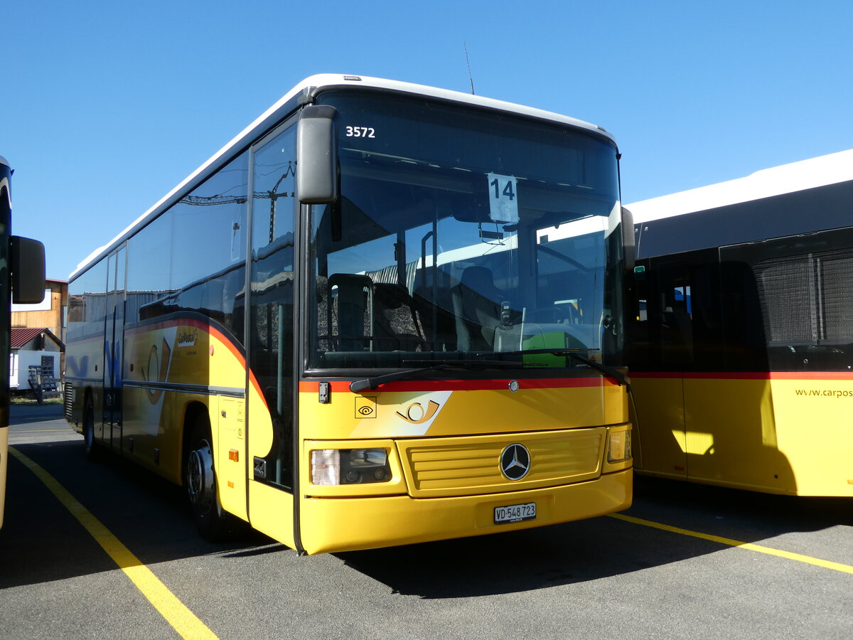 (234'686) - CarPostal Ouest - VD 548'723 - Mercedes am 18. April 2022 in Kerzers, Interbus