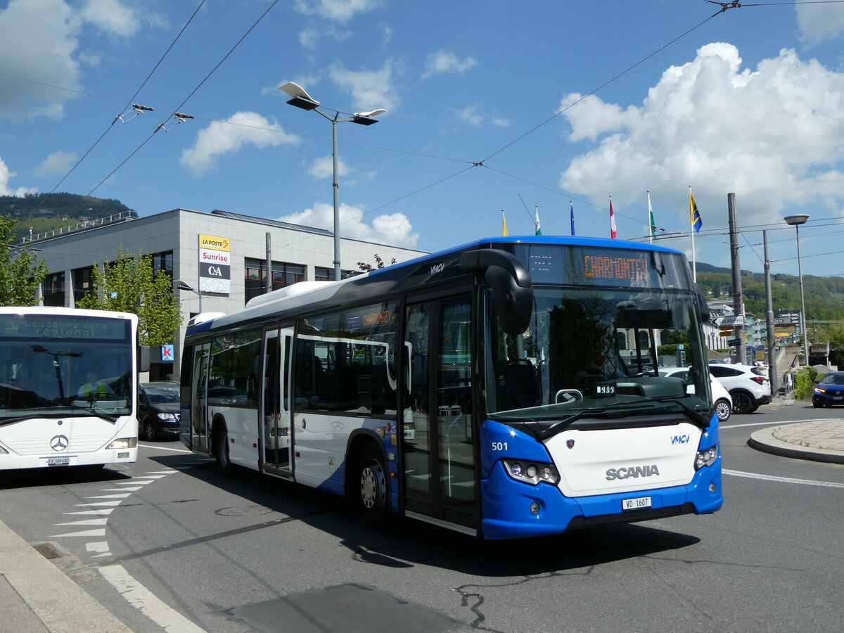 (234'924) - VMCV Clarens - Nr. 501/VD 1607 - Scania am 30. April 2022 beim Bahnhof Vevey