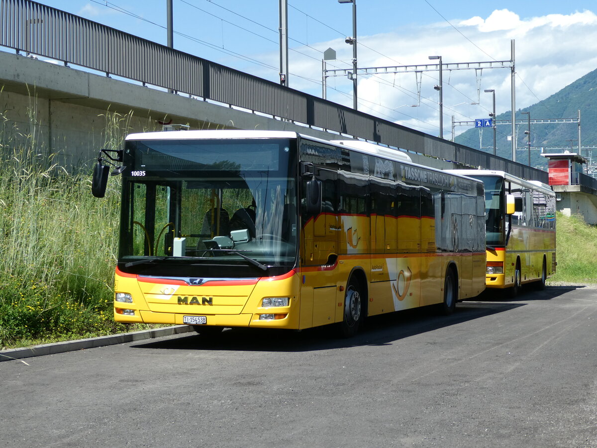 (236'249) - Chiesa, Riazzino - TI 154'538 - MAN (ex Starnini, Tenero) am 26. Mai 2022 in Riazzino. Garage