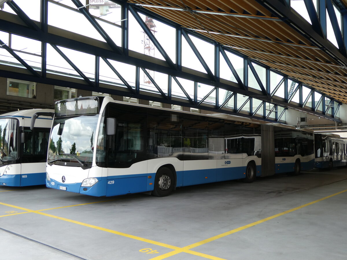 (236'422) - VBZ Zrich - Nr. 429/ZH 882'429 - Mercedes am 28. Mai 2022 in Zrich, Garage Hagenholz