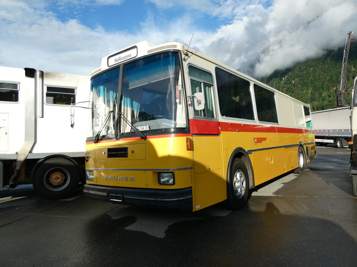 (237'454) - Zimmermann, Kerns - OW 126 U - Saurer/R&J (ex Brndli, Zrich; ex Hofmann, Zrich; ex Pacciarelli, Grono; ex P 25'661) am 24. Juni 2022 in Interlaken, Flugplatz