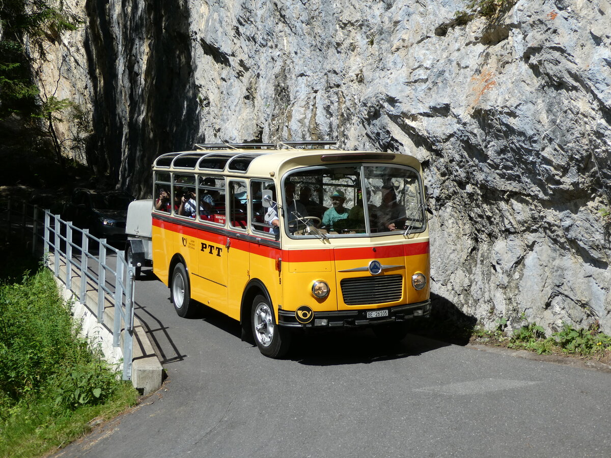 (237'672) - Schmid, Thrishaus - Nr. 9/BE 26'105 - Saurer/R&J (ex Geiger, Adelboden Nr. 9) am 26. Juni 2022 in Kiental, Aussichtsplattform