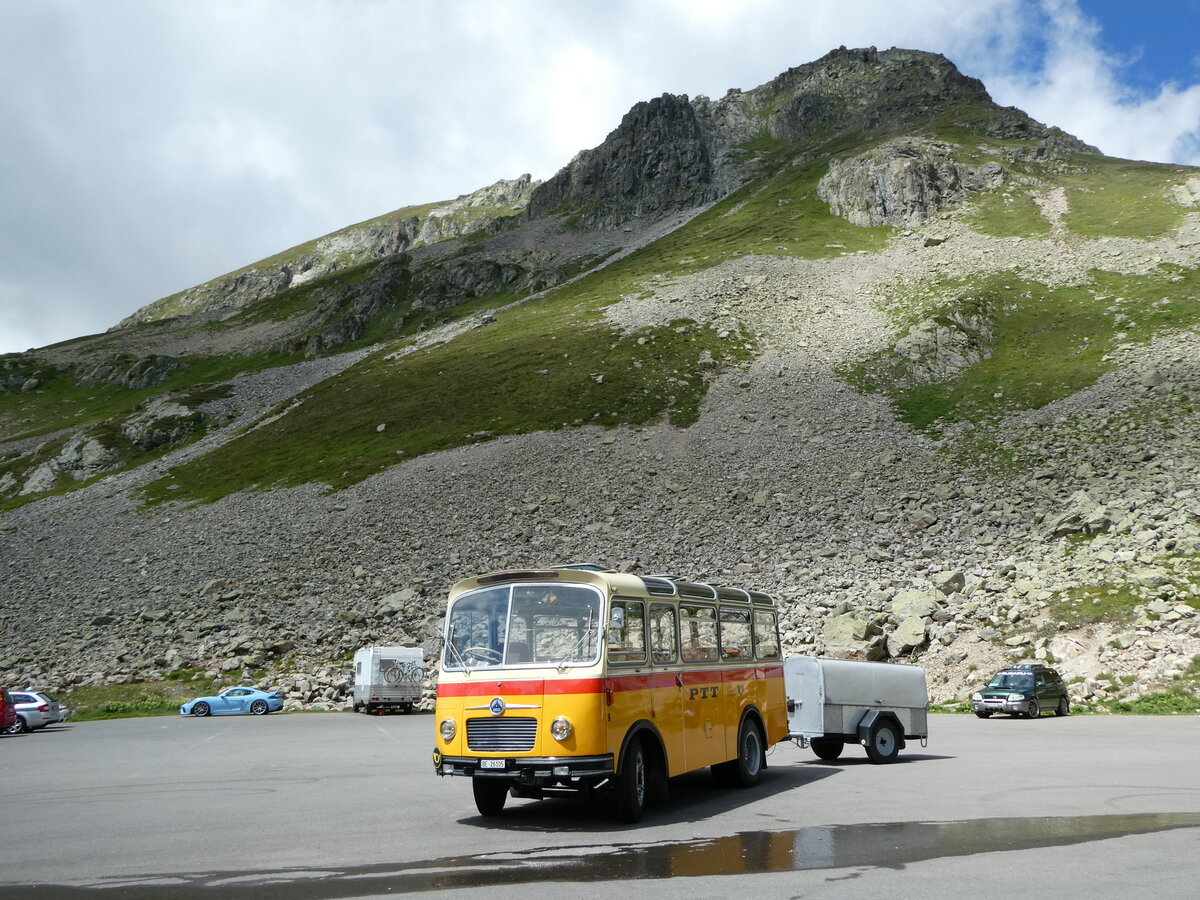 (237'979) - Schmid, Thrishaus - Nr. 9/BE 26'105 - Saurer/R&J (ex Geiger, Adelboden Nr. 9) am 10. Juli 2022 in Susten, Passhhe