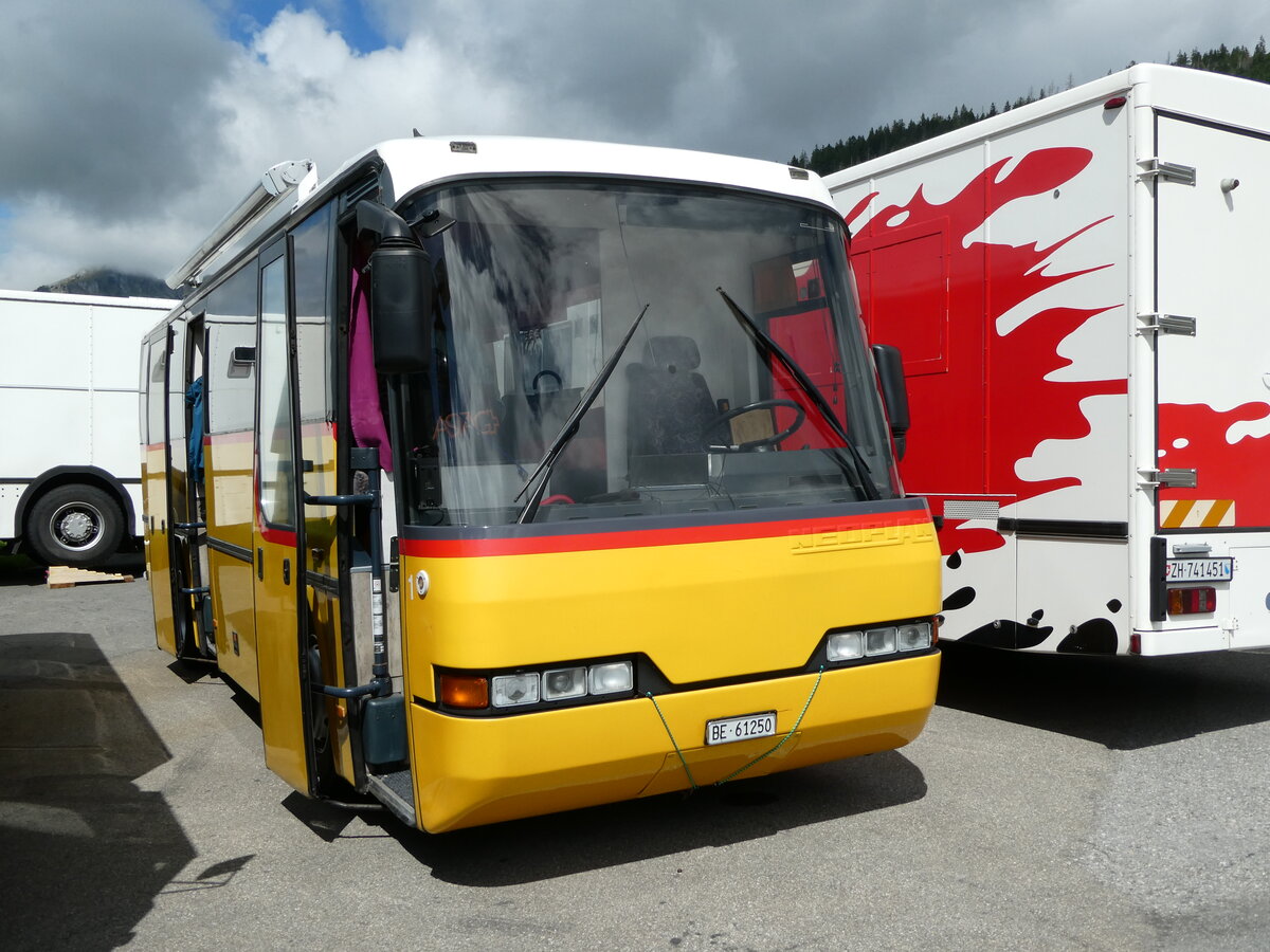 (239'131) - Lthi, Kriligen - BE 61'250 - Neoplan (ex Autopostale, Croglio) am 20. August 2022 in Wildhaus, Munzenriet