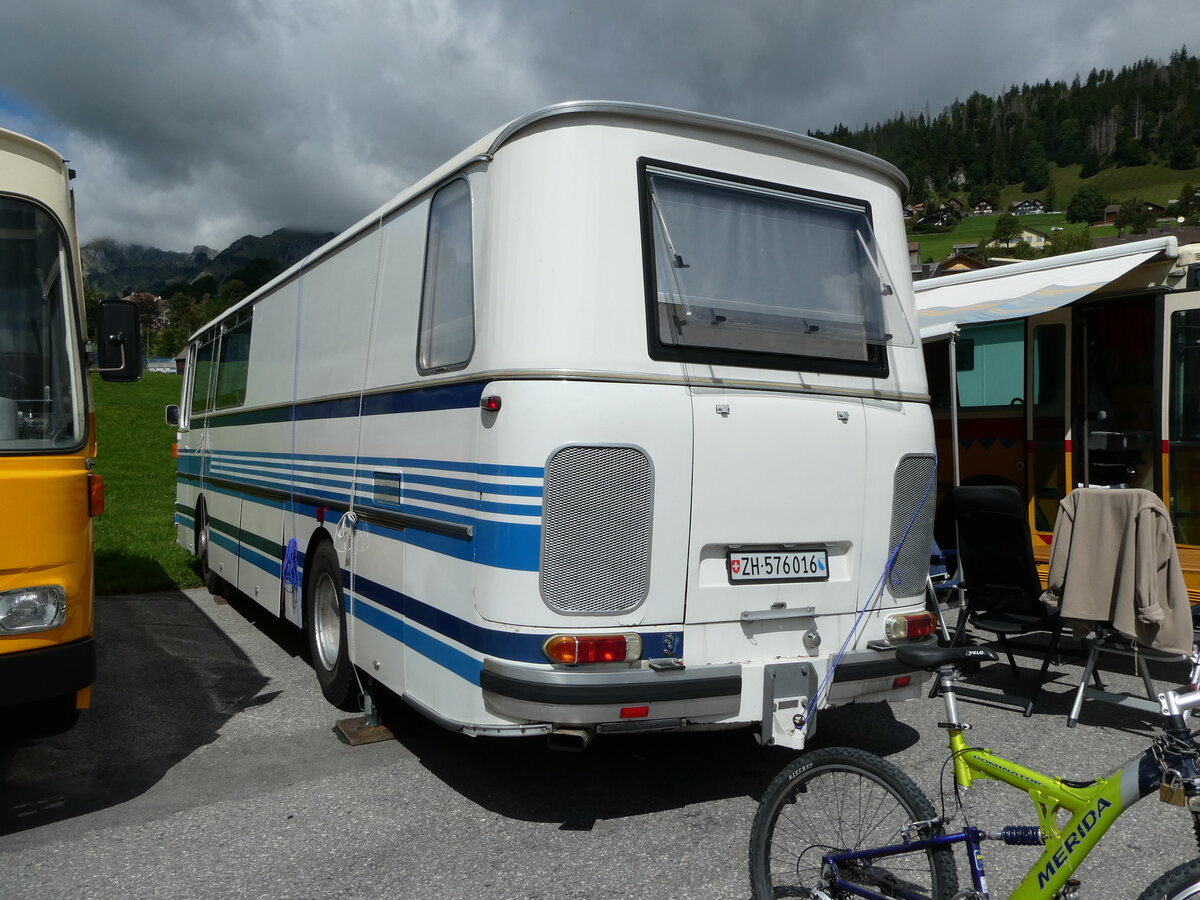 (239'138) - Meier, Dietikon - ZH 576'016 - Setra (ex Geiger, Adelboden Nr. 1; ex Schelbert, Unteriberg) am 20. August 2022 in Wildhaus, Munzenriet