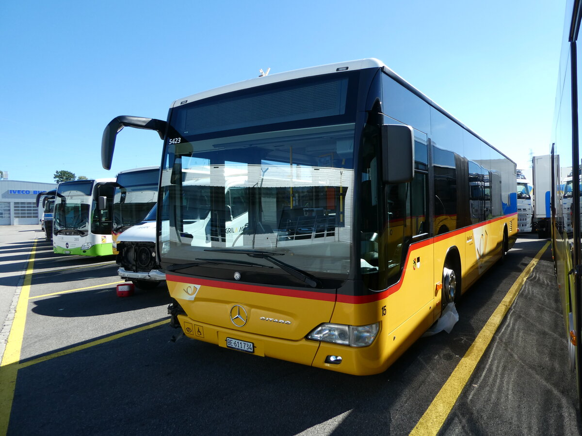 (240'021) - PostAuto Bern - Nr. 15/BE 611'734 - Mercedes (ex Steiner, Ortschwaben Nr. 15) am 11. September 2022 in Kerzers, Interbus