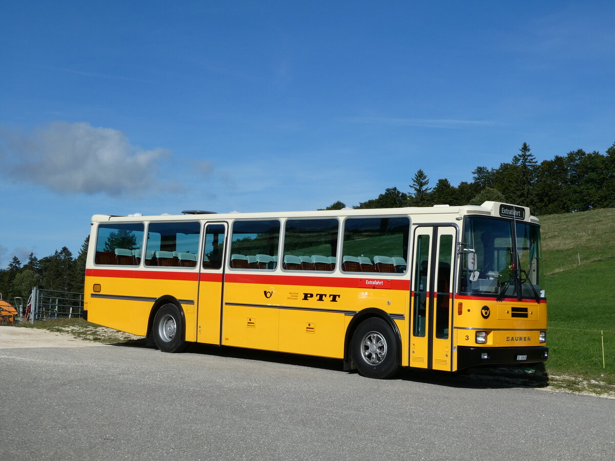 (240'088) - Kolb, Grasswil - Nr. 3/BE 93'915 - Saurer/R&J (ex Schmocker, Stechelberg Nr. 3; ex Schmocker, Stechelberg Nr. 1; ex Gertsch, Stechelberg Nr. 1) am 18. September 2022 in Herbetswil, Hinterer Brandberg