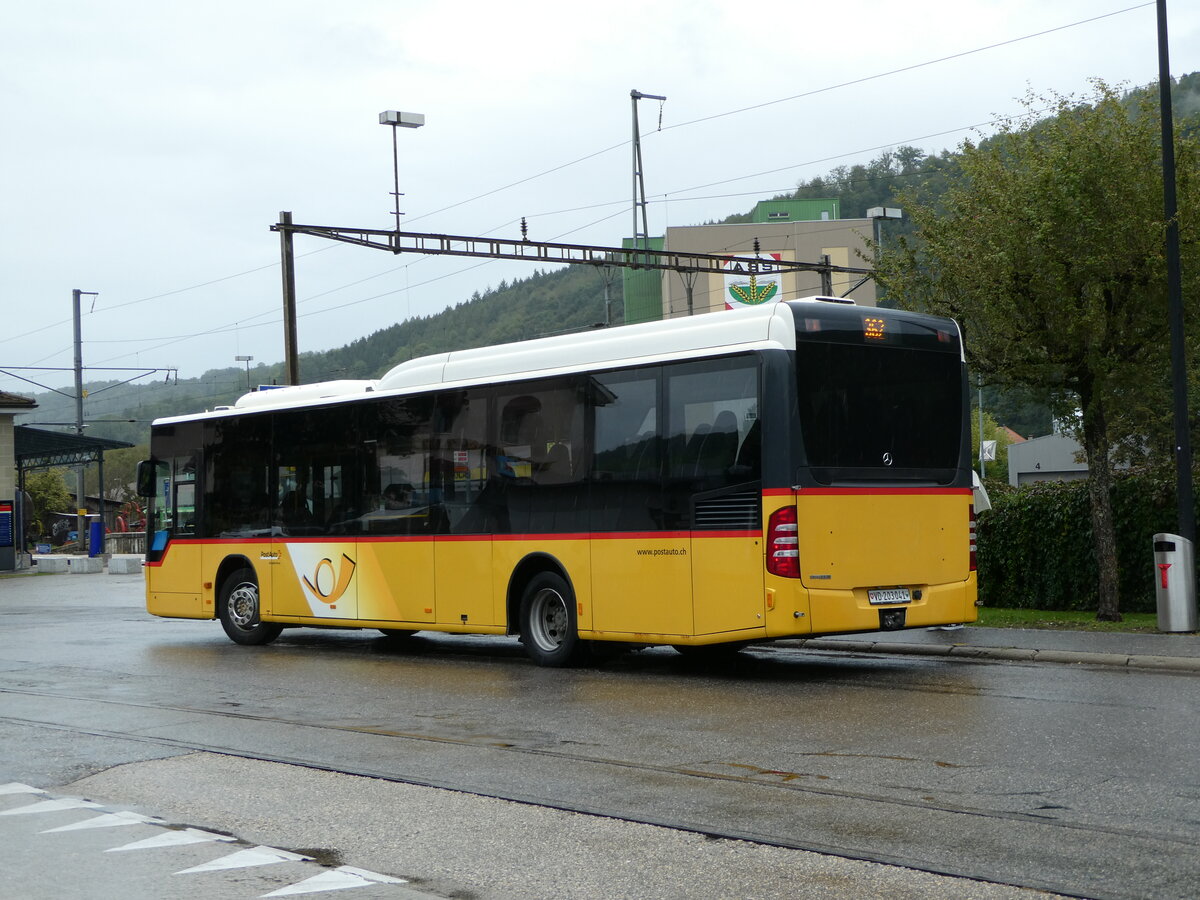 (240'177) - CarPostal Ouest - VD 203'041 - Mercedes (ex PostAuto Graubnden) am 24. September 2022 beim Bahnhof Moudon