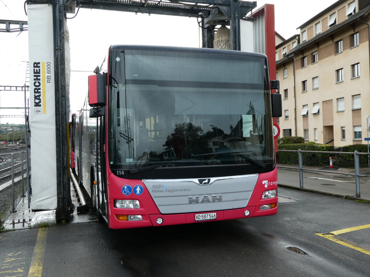 (240'489) - TRAVYS Yverdon - Nr. 114/VD 587'546 - MAN am 2. Oktober 2022 in Yverdon, Garage