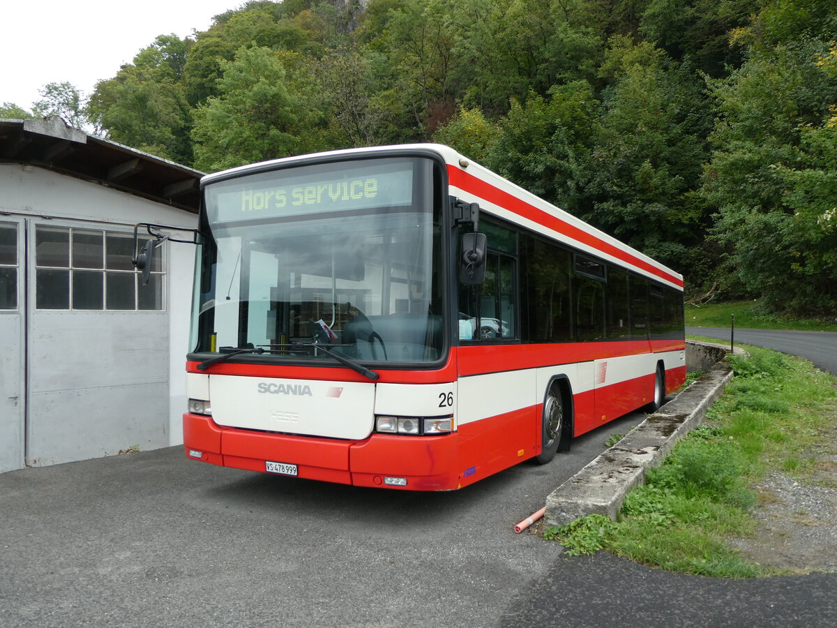 (240'675) - Lathion, Sion - Nr. 26/VS 478'999 - Scania/Hess (ex AAGS Schwyz Nr. 12) am 8. Oktober 2022 in Aigle, Garage MOB