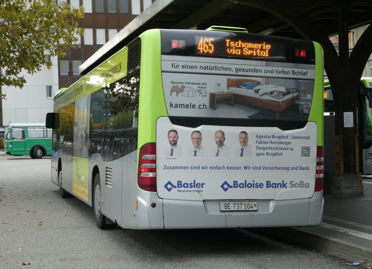 (240'741) - Busland, Burgdorf - Nr. 104/BE 737'104 - Mercedes am 9. Oktober 2022 beim Bahnhof Burgdorf