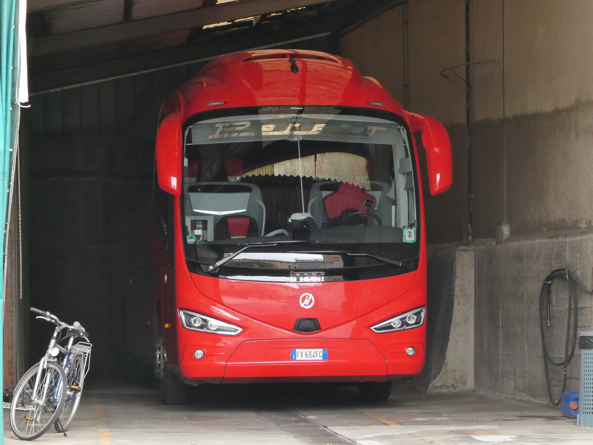 (241'241) - Perego, Tirano - FX-634 FG - Irizar am 13. Oktober 2022 in Tirano, Garage