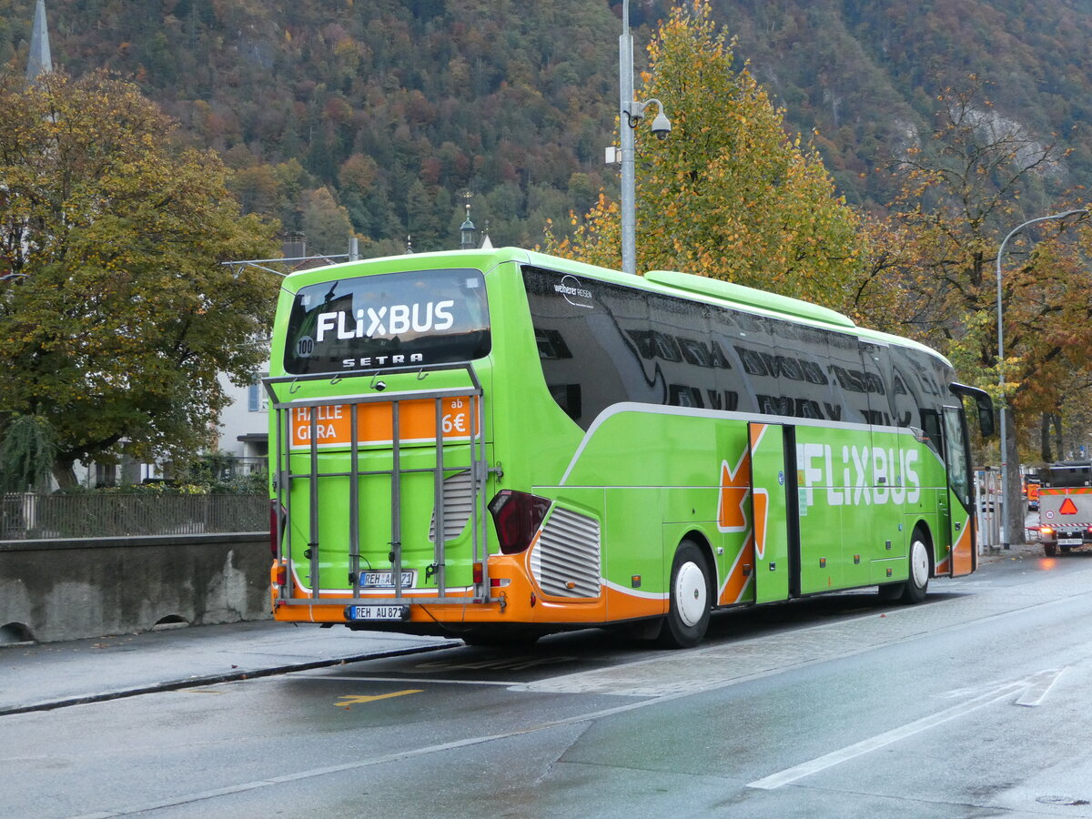 (241'263) - Aus Deutschland: Weiherer, Rehau - REH-AU 871 - Setra am 14. Oktober 2022 in Chur, Lindenquai