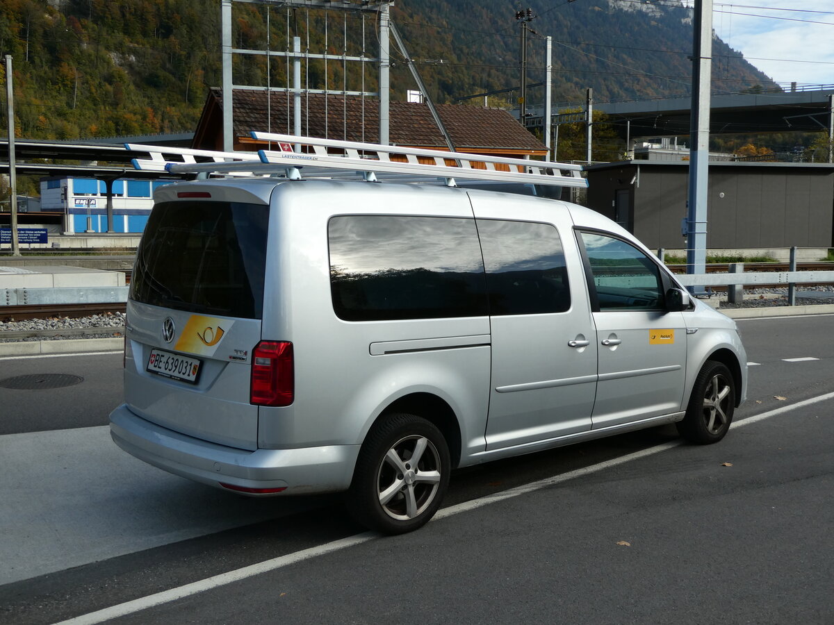 (241'461) - PostAuto Bern - BE 639'031 - VW am 18. Oktober 2022 beim Bahnhof Interlaken Ost