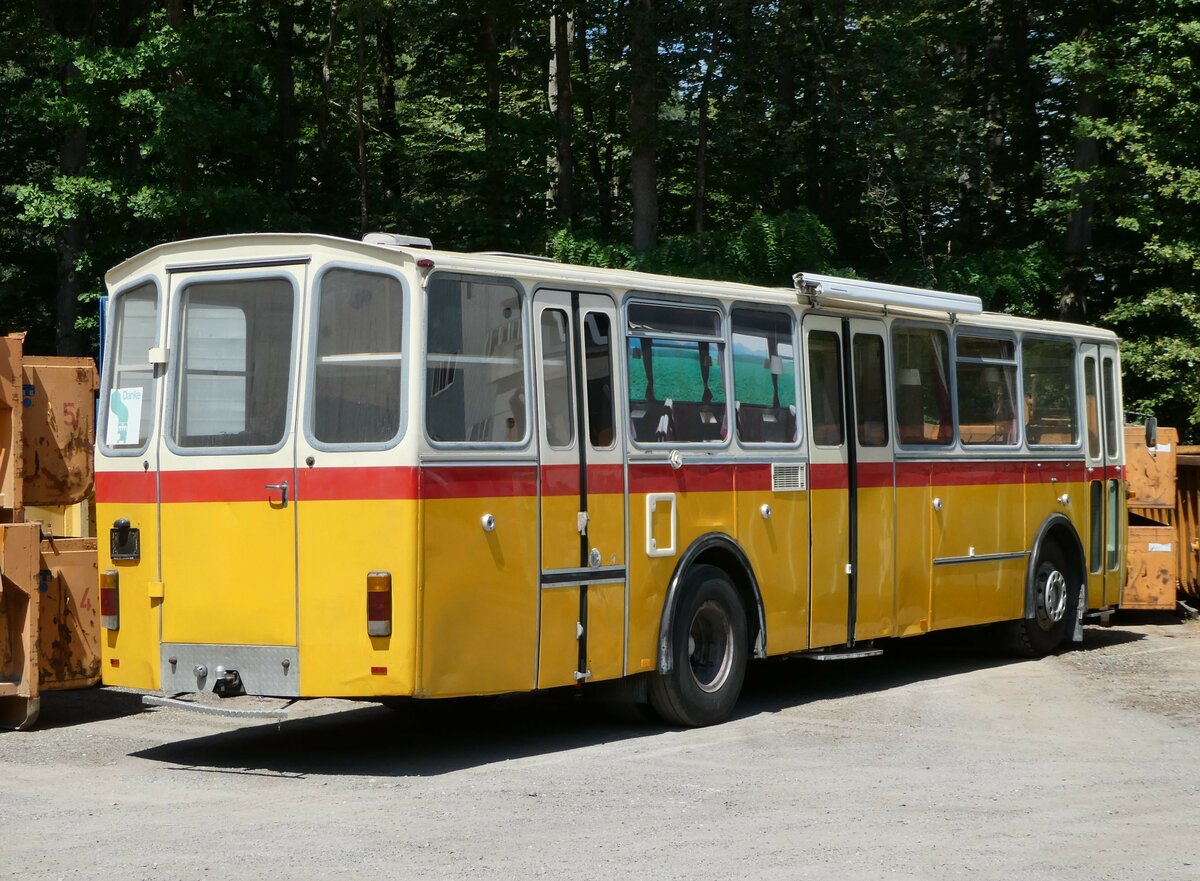 (241'749) - Schweizer, Schliern - Mercedes/R&J (ex SBE Mettleneggen, Wattenwil; ex Frommelt, FL-Vaduz) am 18. Juni 2023 in Oberburg, Ziegelgut