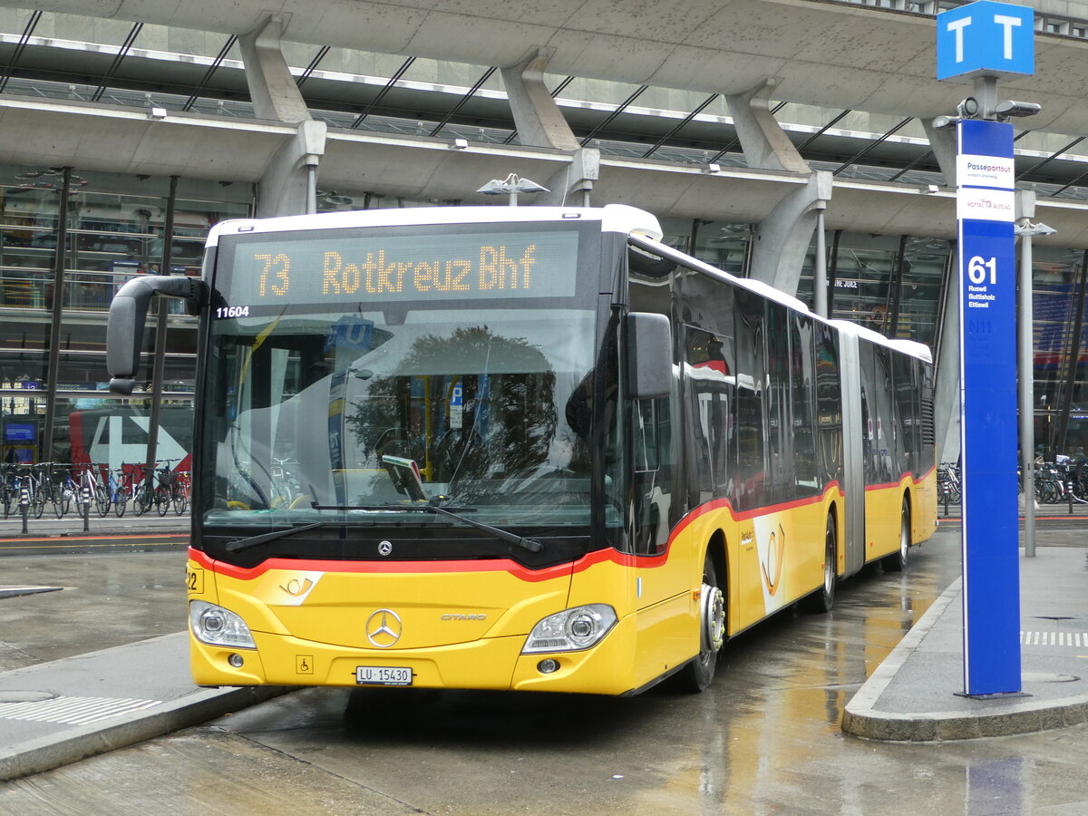 (242'189) - Bucheli, Kriens - Nr. 22/LU 15'430 - Mercedes am 5. November 2022 beim Bahnhof Luzern