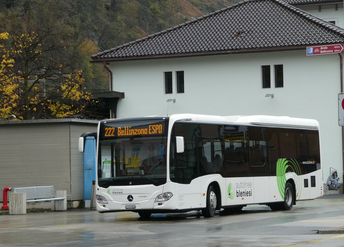 (242'699) - ABl Biasca - Nr. 24/TI 231'024 - Mercedes am 15. November 2022 beim Bahnhof Biasca