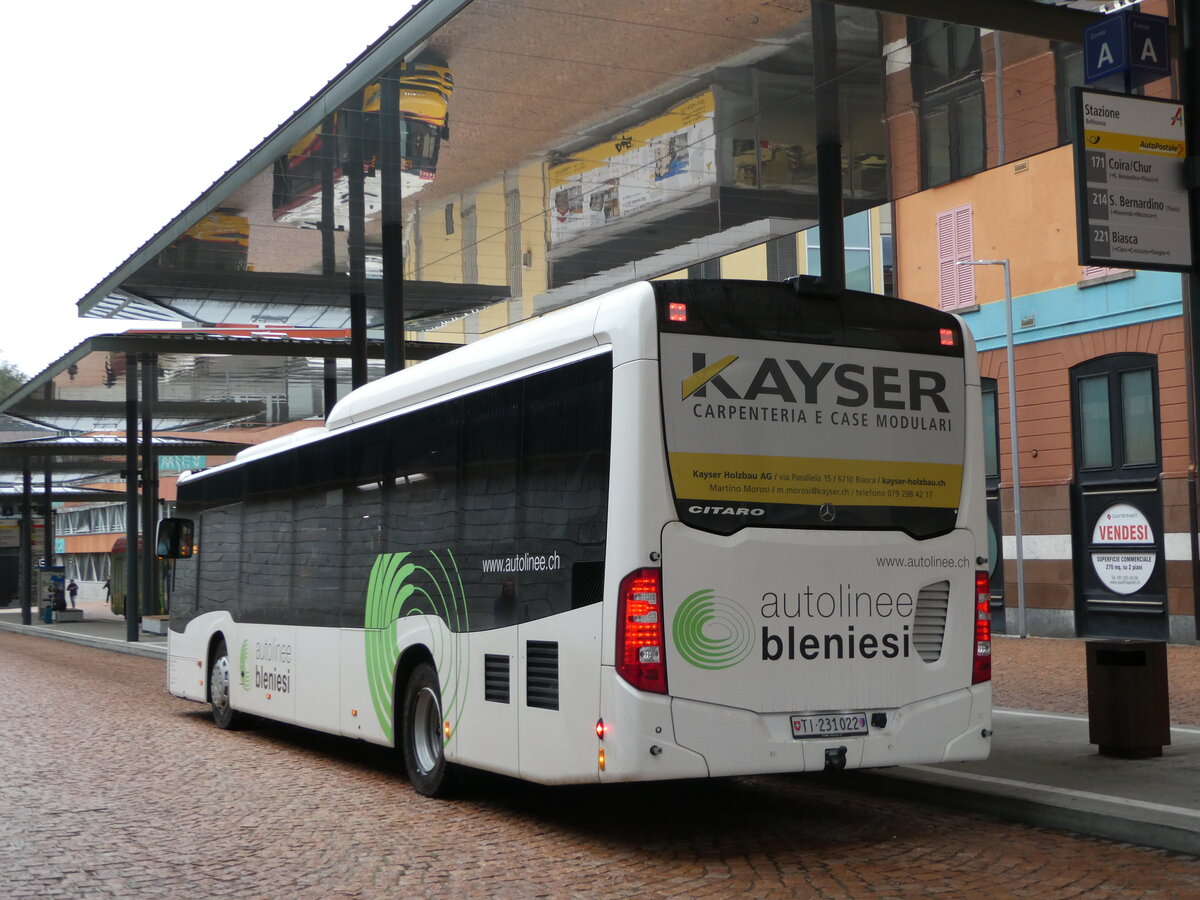 (242'717) - ABl Biasca - Nr. 22/TI 231'022 - Mercedes am 15. November 2022 beim Bahnhof Bellinzona