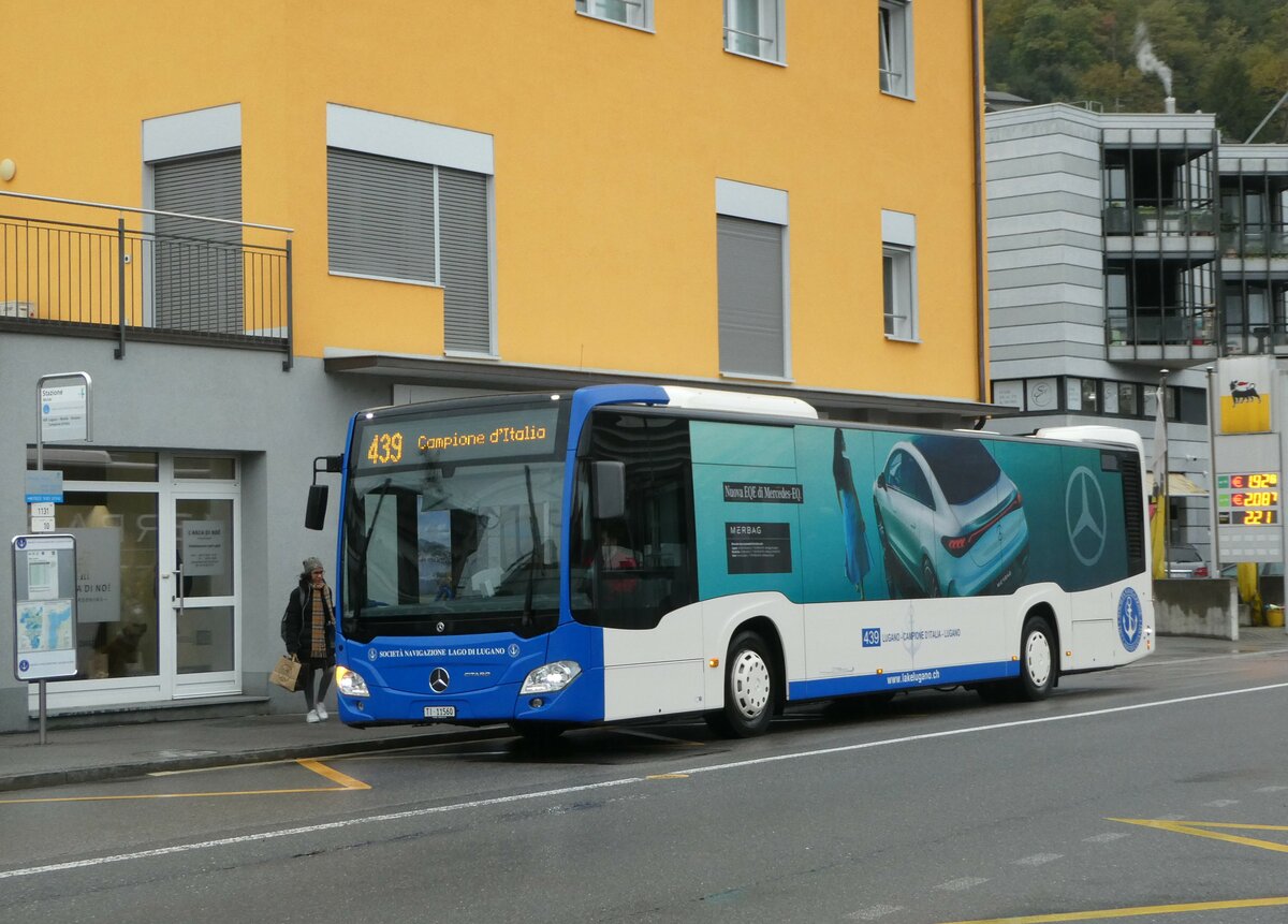 (242'732) - SNLL Lugano - TI 11'560 - Mercedes am 15. November 2022 beim Bahnhof Melide