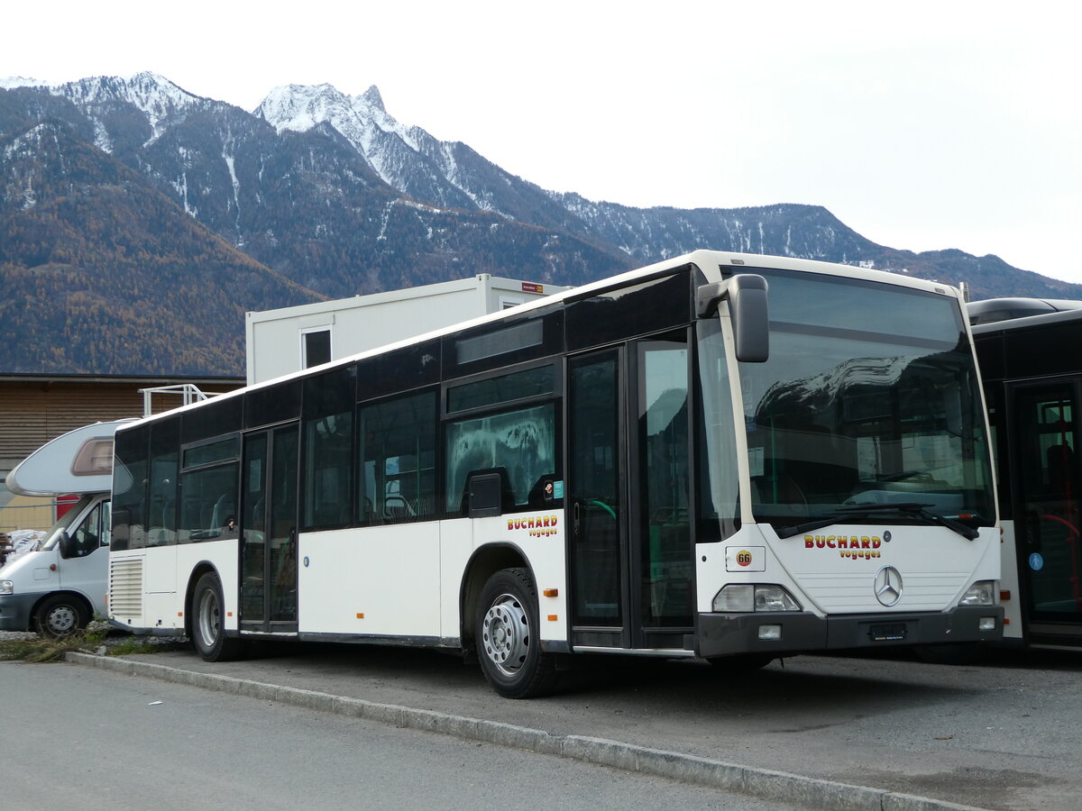 (243'371) - Buchard, Leytron - Nr. 66 - Mercedes (ex MBC Morges Nr. 71) am 3. Dezember 2022 in Leytron, Garage