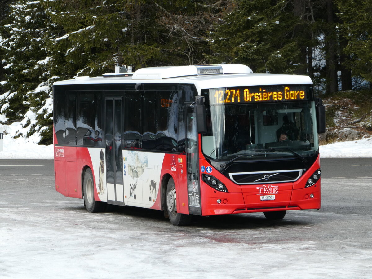 (243'404) - TMR Martigny - Nr. 6/VS 34'591 - Volvo am 3. Dezember 2022 in Champex, Tl