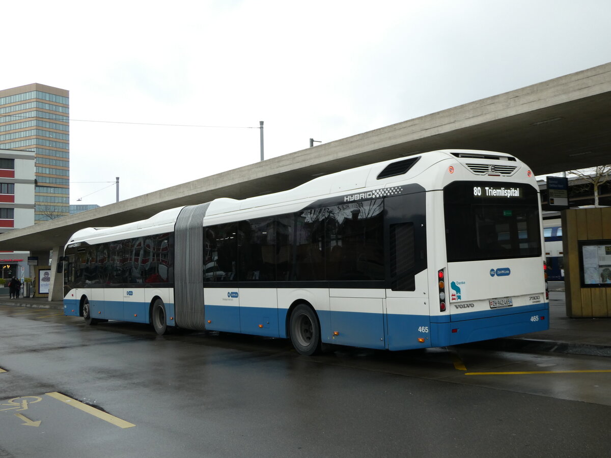 (243'510) - VBZ Zrich - Nr. 465/ZH 942'465 - Volvo am 7. Dezember 2022 beim Bahnhof Zrich Oerlikon