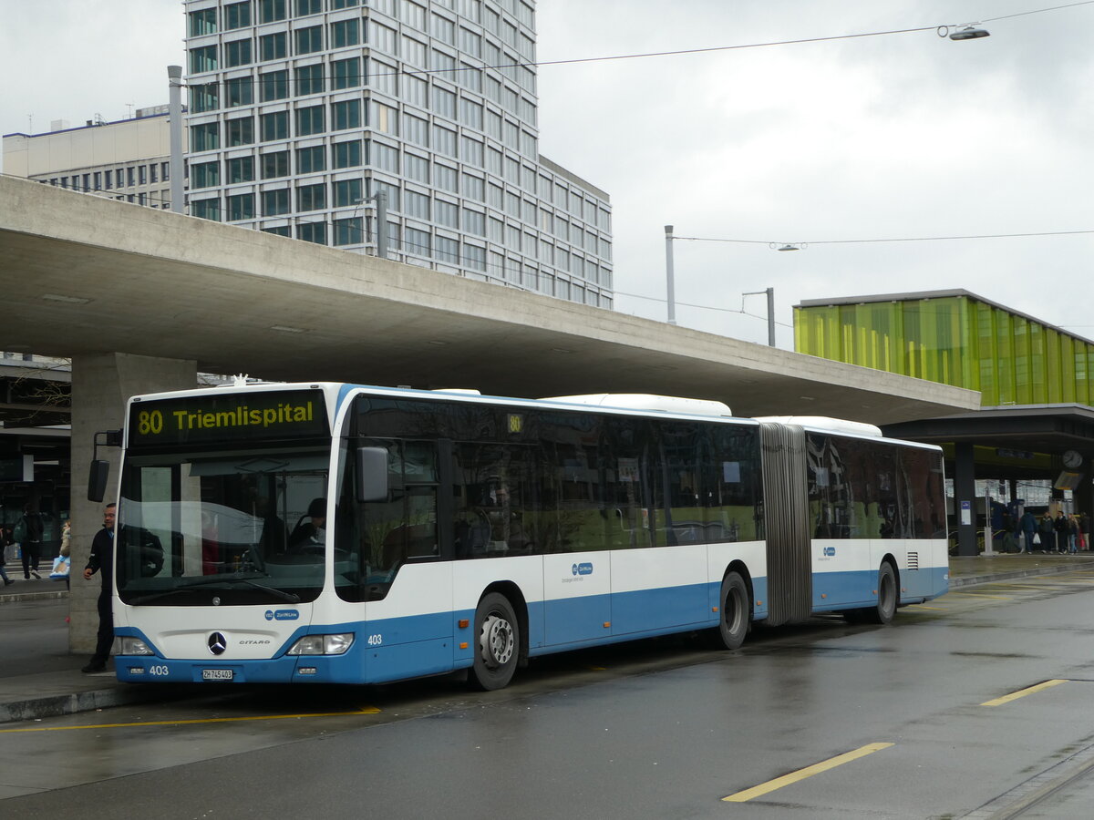 (243'511) - VBZ Zrich - Nr. 403/ZH 745'403 - Mercedes am 7. Dezember 2022 beim Bahnhof Zrich Oerlikon