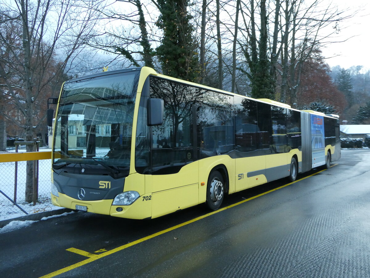 (243'738) - STI Thun - Nr. 702/BE 555'702 - Mercedes am 11. Dezember 2022 bei der Schifflndte Thun