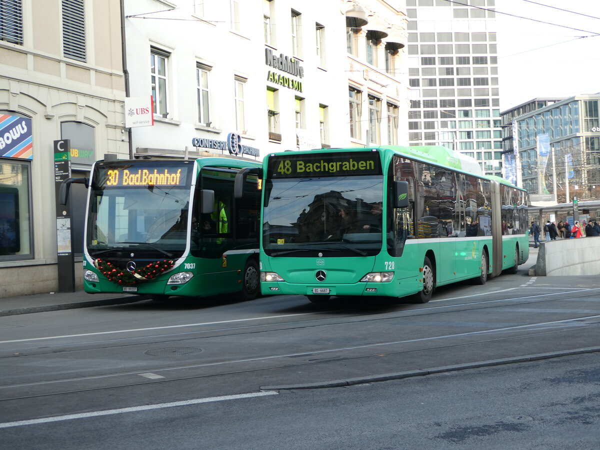 (243'818) - BVB Basel - Nr. 728/BS 6687 - Mercedes am 12. Dezember 2022 beim Bahnhof Basel