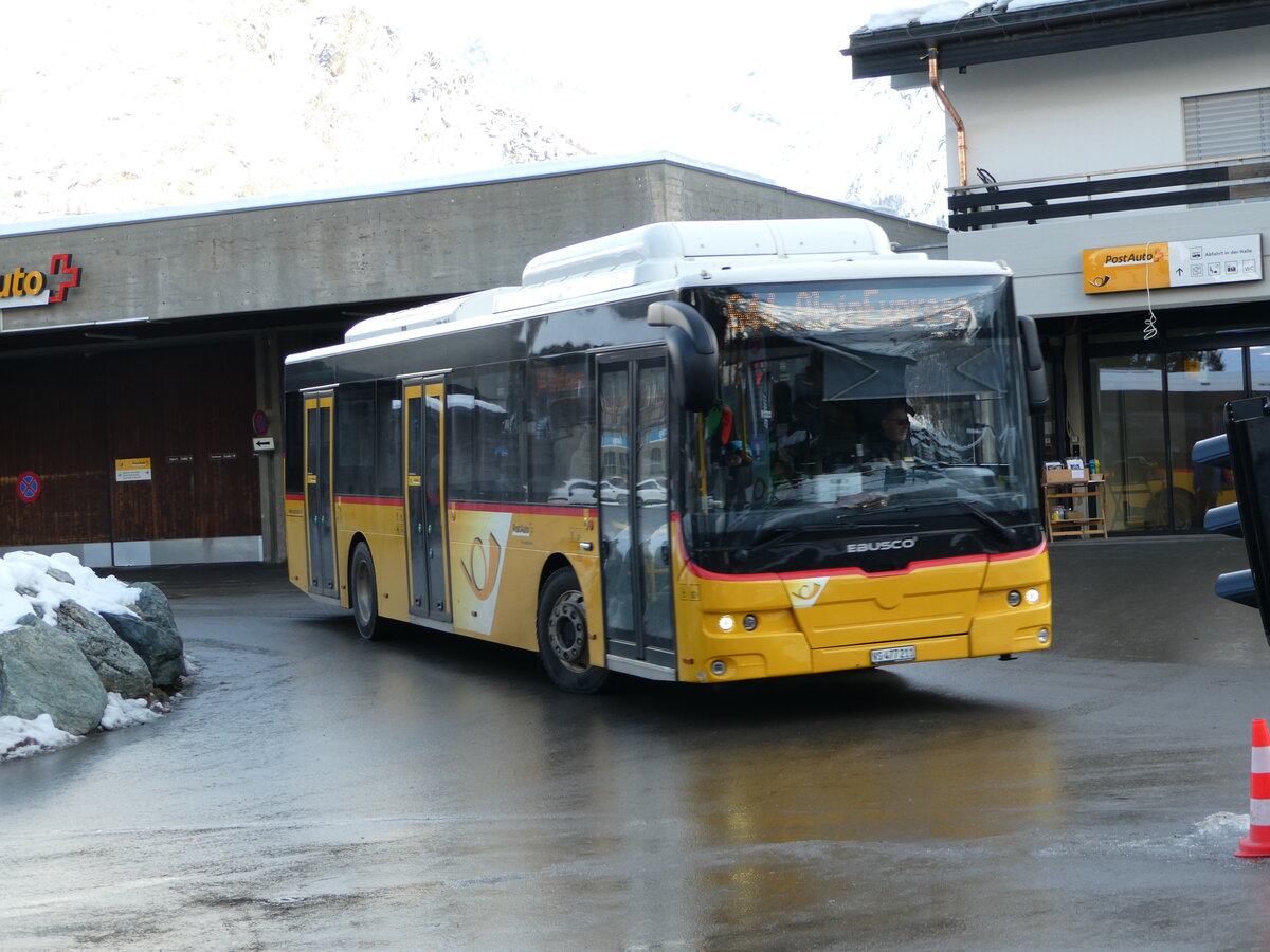 (244'347) - PostAuto Wallis - VS 477'211/PID 10'839 - Ebusco am 1. Januar 2023 in Saas-Fee, Busterminal