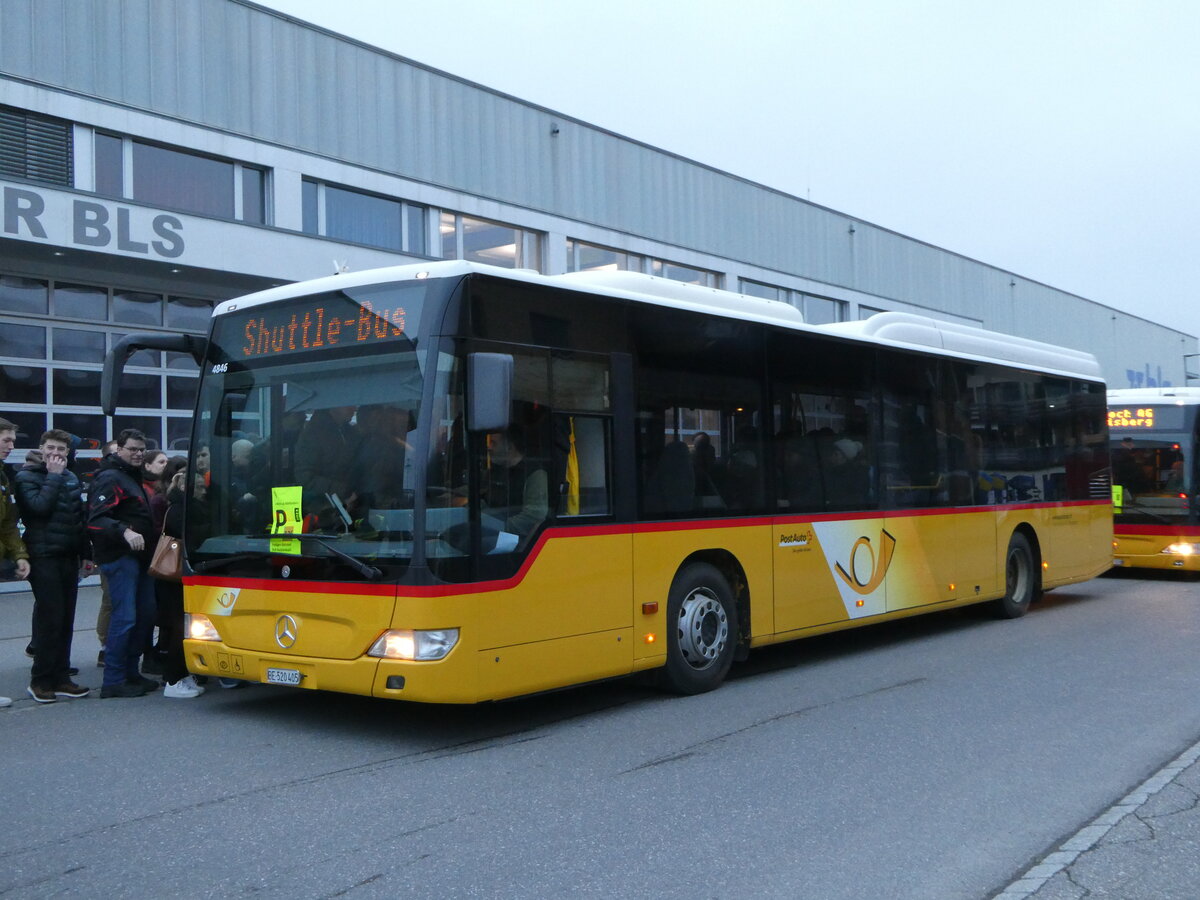 (244'519) - Engeloch, Riggisberg - Nr. 6/BE 520'405/PID 4846 - Mercedes am 7. Januar 2023 beim Bahnhof Frutigen