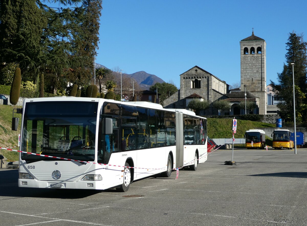 (244'930) - Intertours, Domdidier - Nr. 658/FR 300'658 - Mercedes (ex Nr. 206; ex VZO Grningen Nr. 51) am 10. Januar 2023 beim Bahnhof Locarno