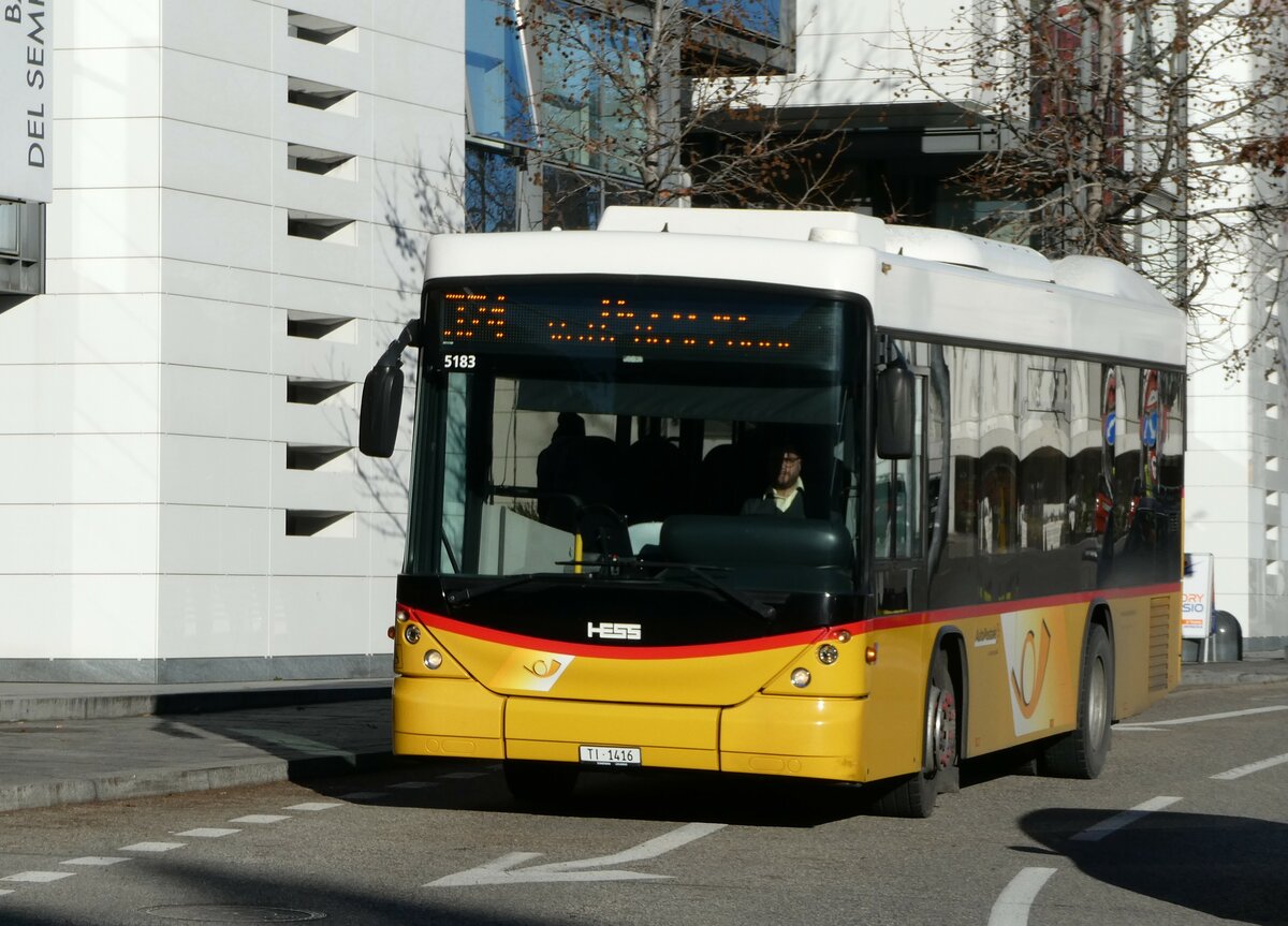 (244'943) - Starnini, Tenero - TI 1416/PID 5183 - Scania/Hess am 10. Januar 2023 beim Bahnhof Locarno