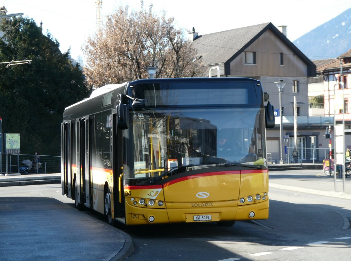 (246'180) - PostAuto Zentralschweiz - Nr. 504/NW 5019/PID 10'051 - Solaris (ex Nr. 54; ex Thepra, Stans Nr. 19) am 16. Februar 2023 beim Bahnhof Stans